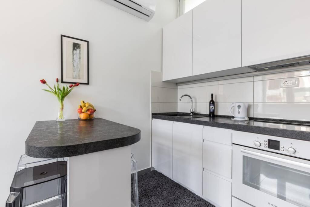 Banana Split Youth Apartment エクステリア 写真