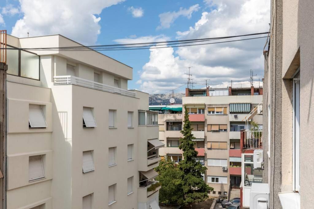 Banana Split Youth Apartment エクステリア 写真